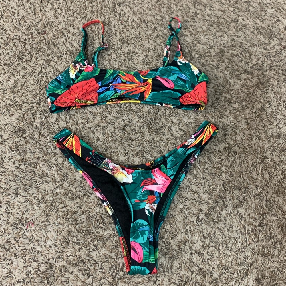 Floral bikini
